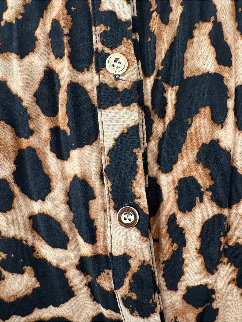 Trendy Leopard Print Shirt – 100% Viscose | Vintage Style, size M-L - Picture 10 of 10
